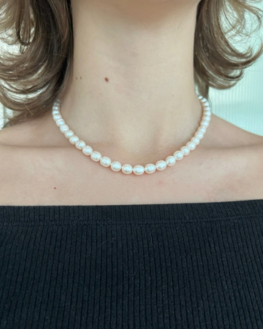 10 - 12 mm Freshwater Peal Necklace