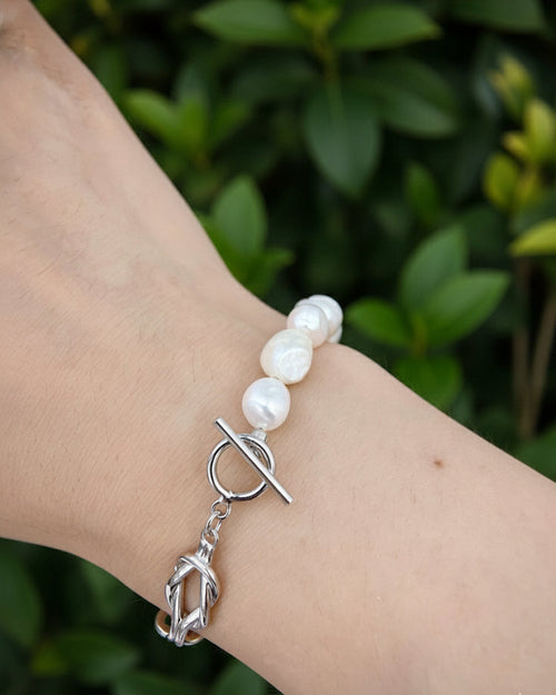3/4 Pearl Bracelet