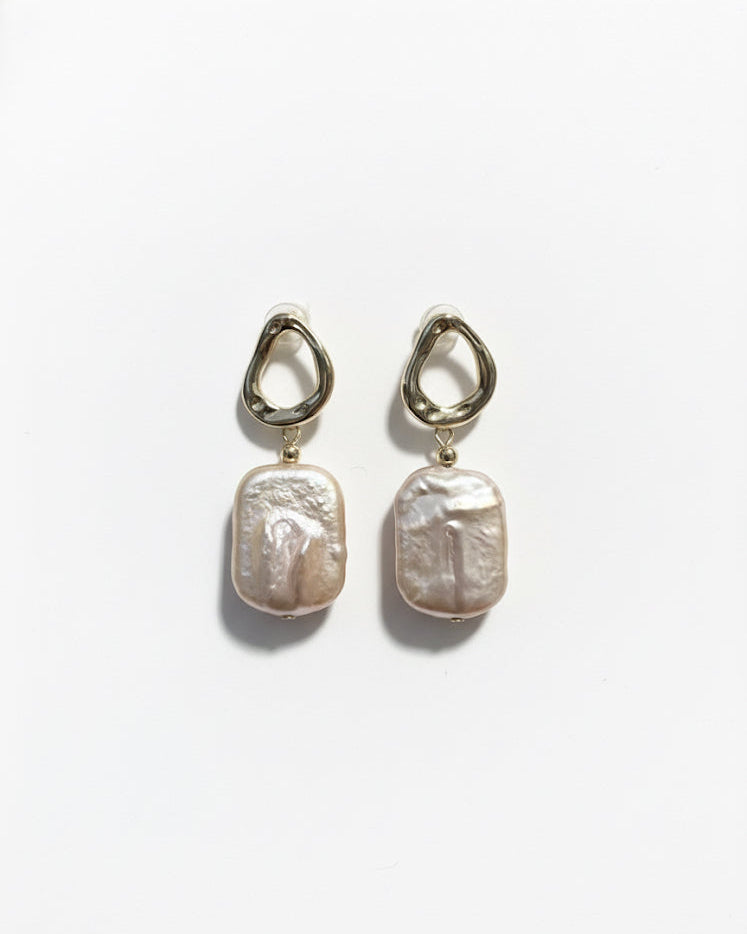 Baroque Pearl Earrings