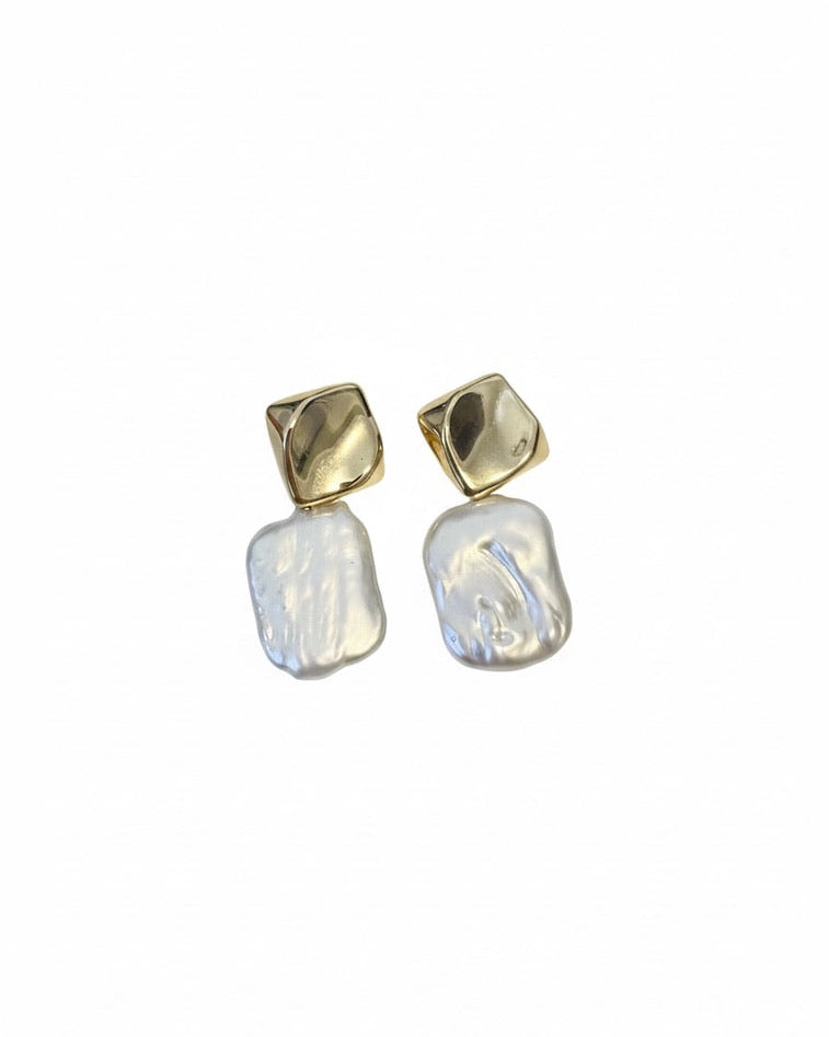 Baroque Pearl Earrings