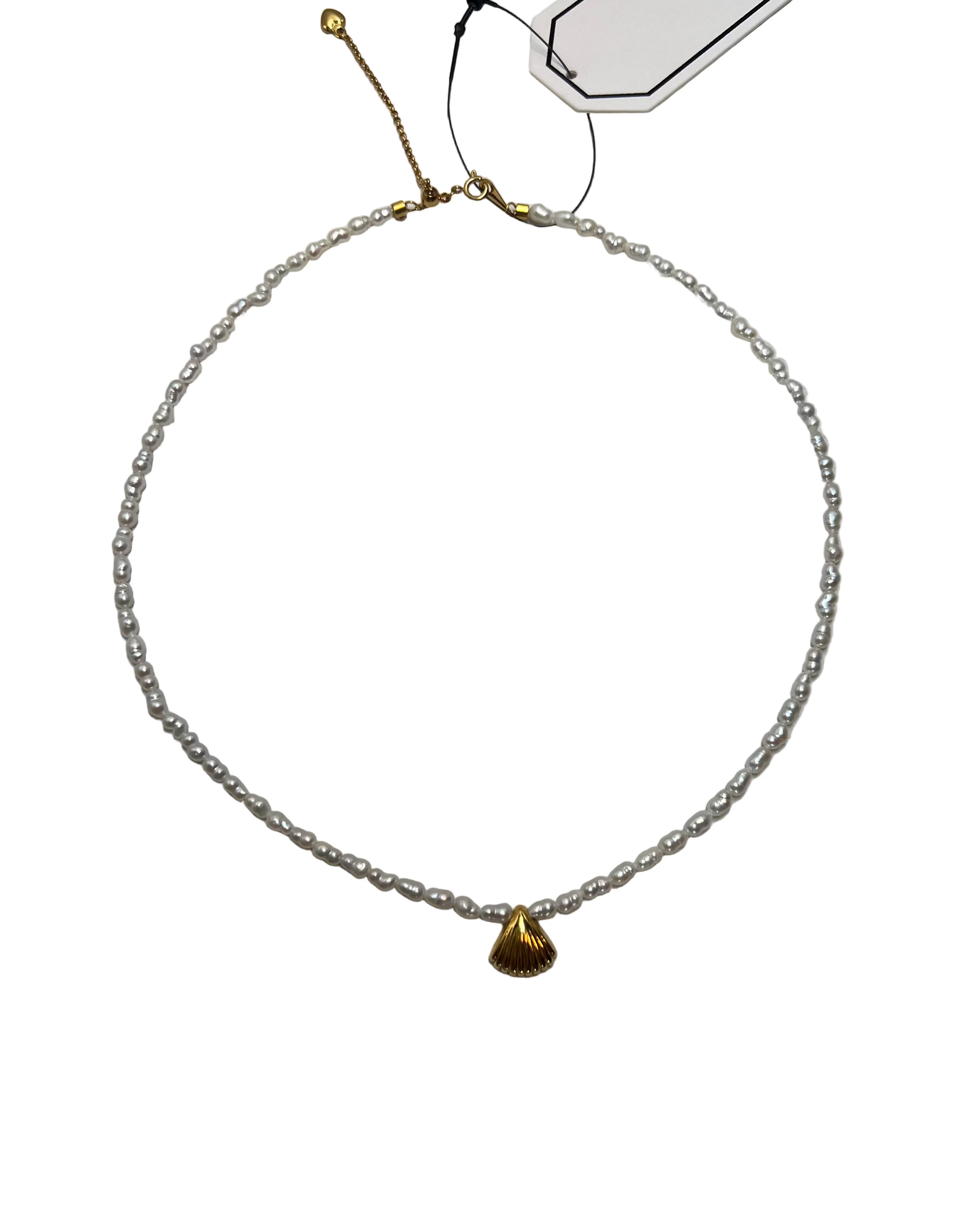 Freshwater Pearl Necklace - Shell